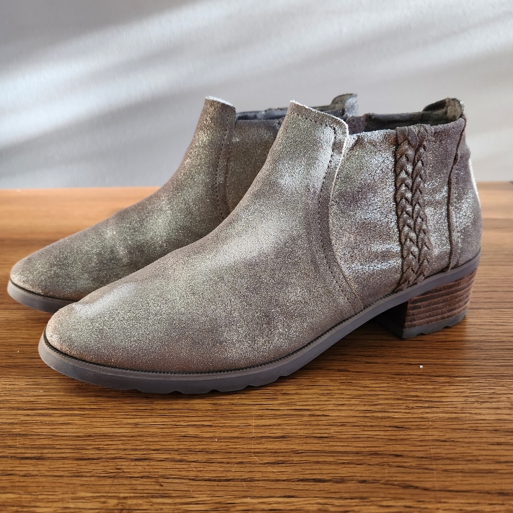 Reef Voyage Ankle Boot Low LX Metallic Leather Tan Gold